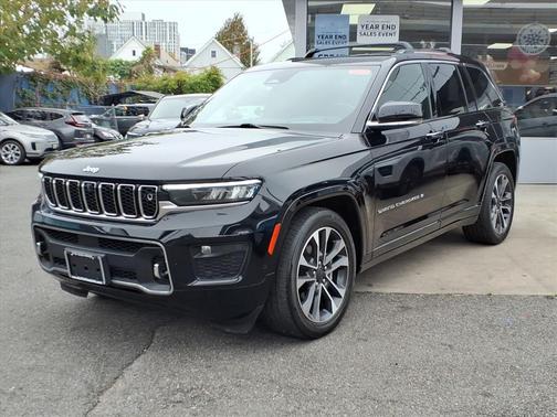 2022 Jeep Grand Cherokee Overland