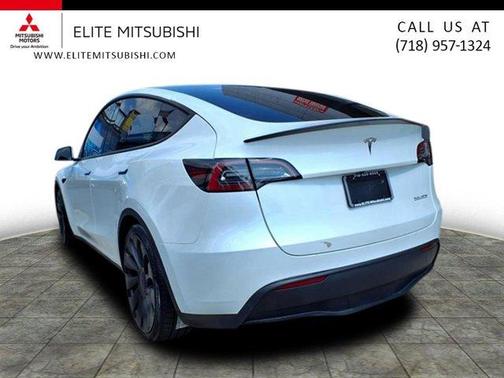 2023 Tesla Model Y Performance