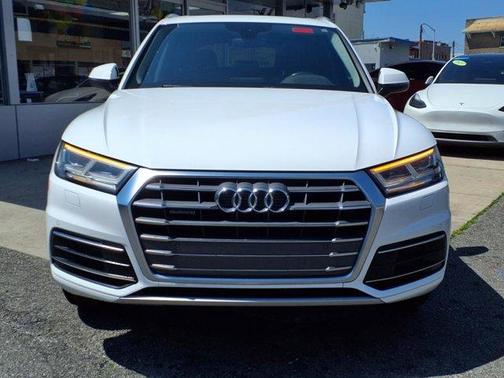 2018 Audi Q5 2.0T Premium Plus