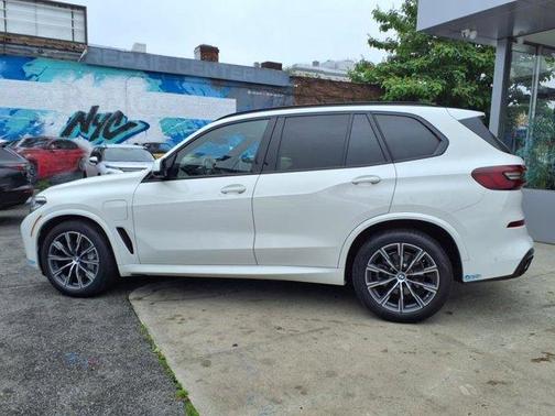 2021 BMW X5 PHEV xDrive45e