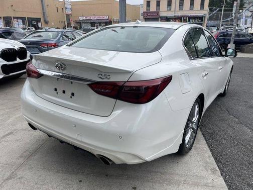 2022 INFINITI Q50 LUXE