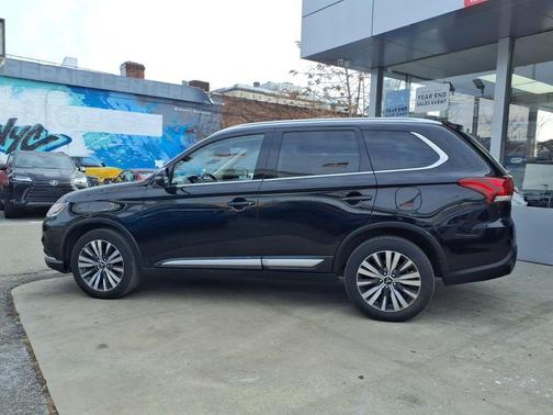 2020 Mitsubishi Outlander SEL