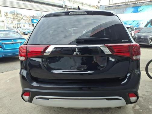 2020 Mitsubishi Outlander SEL
