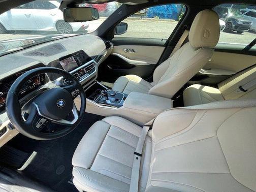 2021 BMW 330 i xDrive