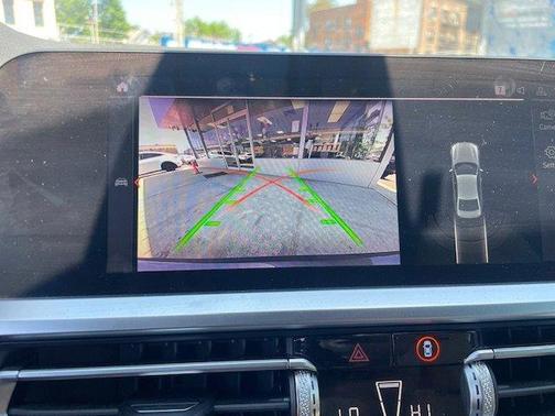 2021 BMW 330 i xDrive