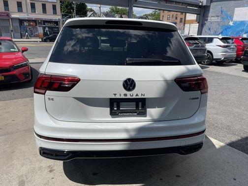2024 Volkswagen Tiguan 2.0T SE R-Line Black