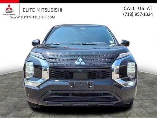 2023 Mitsubishi Outlander SE Black Edition
