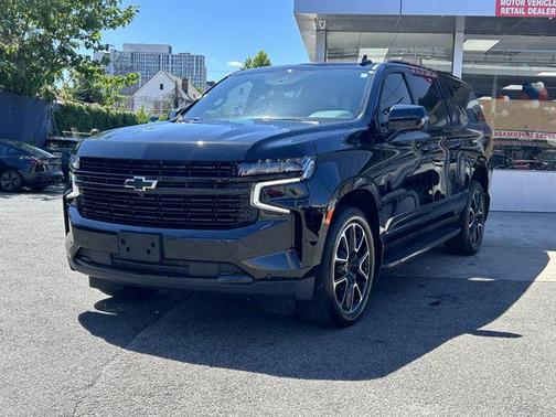 2023 Chevrolet Suburban RST
