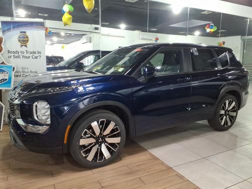 2026 Mitsubishi Outlander SE