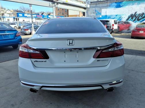 2017 Honda Accord Sport