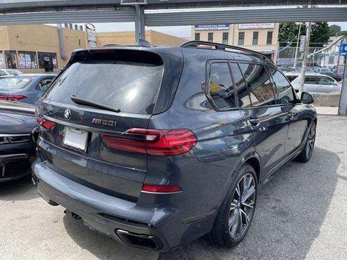 2021 BMW X7 M50i