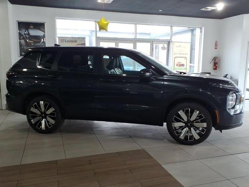 2026 Mitsubishi Outlander SE