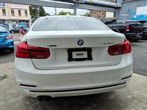 2016 BMW 328 i xDrive SULEV