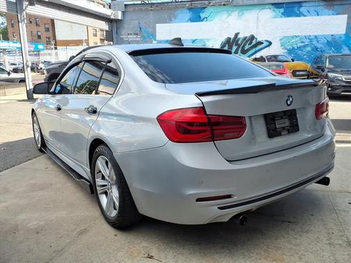 2016 BMW 328 i xDrive SULEV