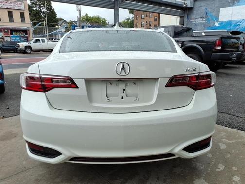 2017 Acura ILX Base