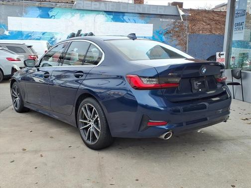 2019 BMW 330 i xDrive