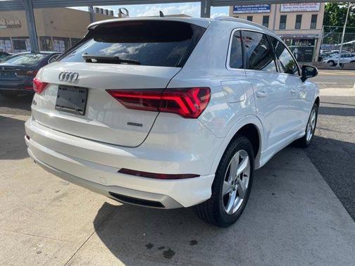 2021 Audi Q3 40 Premium
