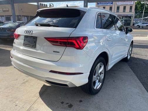 2021 Audi Q3 40 Premium