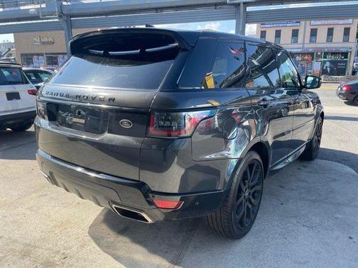 2022 Land Rover Range Rover Sport HSE Silver Edition