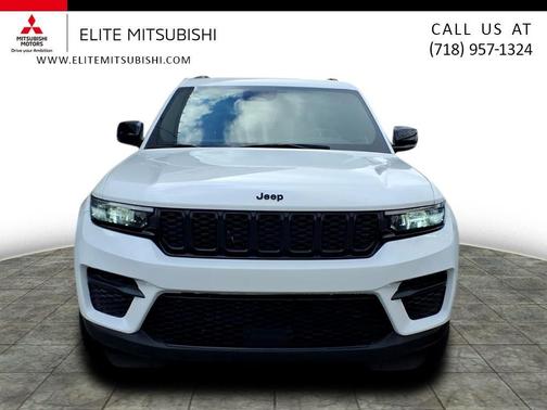 2024 Jeep Grand Cherokee Laredo