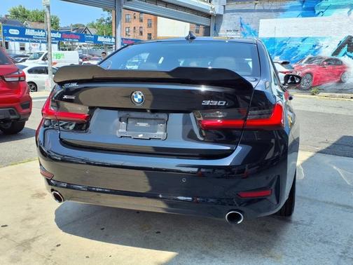 2019 BMW 330 i xDrive