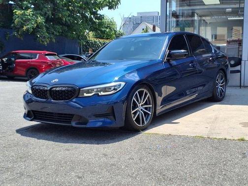 2019 BMW 330 i