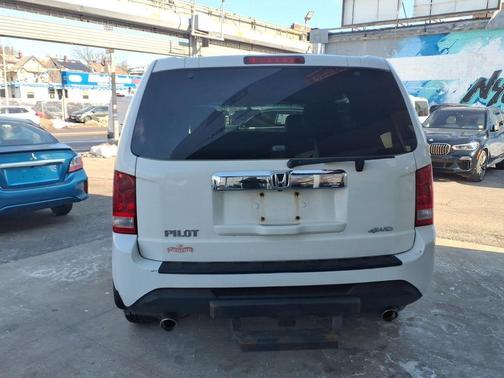 2015 Honda Pilot EX-L w/ Navigation