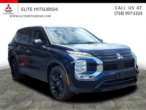 2022 Mitsubishi Outlander Black Edition