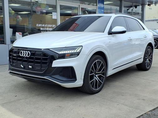 Glacier White Metallic 2019 Audi Q8 3.0T Premium Plus