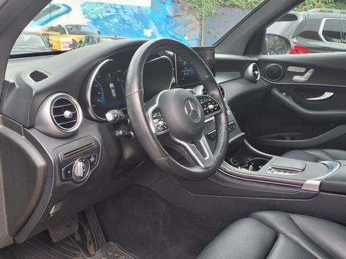 2021 Mercedes-Benz GLC 300 Base 4MATIC