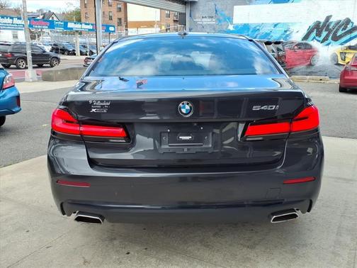 2023 BMW 540 i xDrive