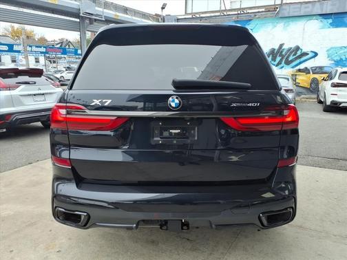 2022 BMW X7 xDrive40i