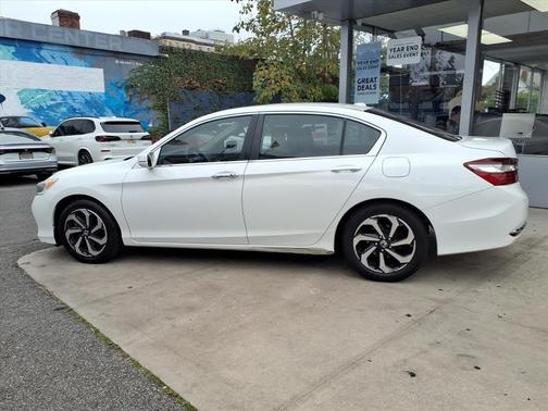 2017 Honda Accord EX