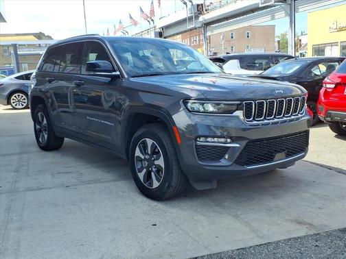2023 Jeep Grand Cherokee 4xe Base