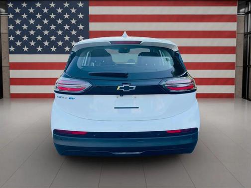 Summit White 2023 Chevrolet Bolt EV FWD 2LT