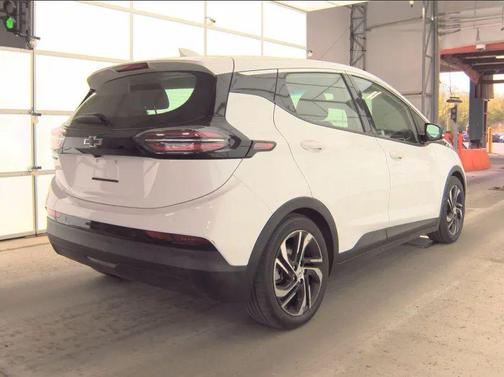 Summit White 2023 Chevrolet Bolt EV FWD 2LT