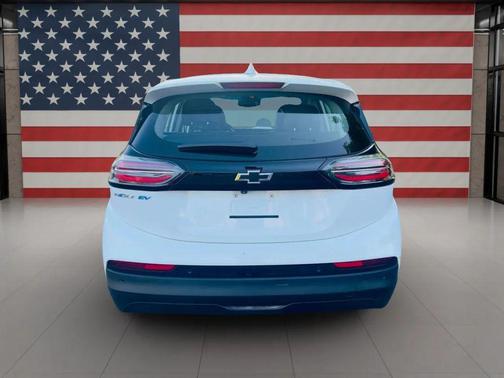 Summit White 2023 Chevrolet Bolt EV FWD 2LT