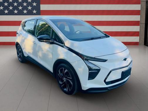 Summit White 2023 Chevrolet Bolt EV FWD 2LT