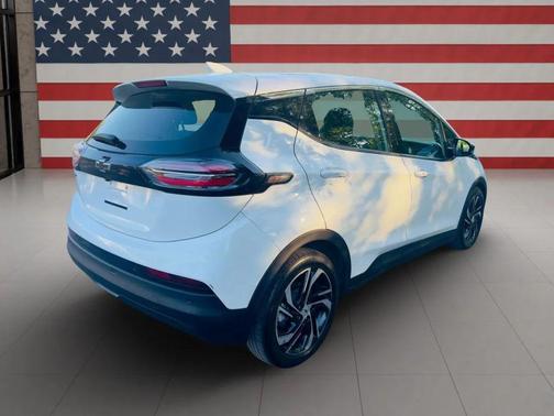 Summit White 2023 Chevrolet Bolt EV FWD 2LT