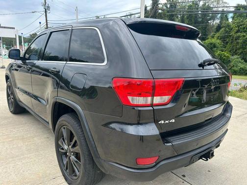 2012 Jeep Grand Cherokee Laredo