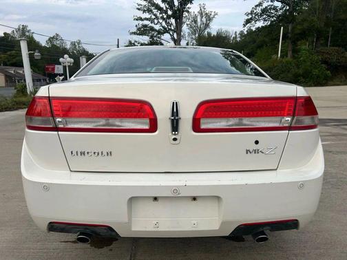 2012 Lincoln MKZ Base