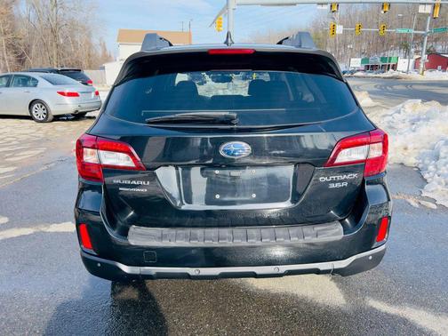 2017 Subaru Outback 3.6R Limited