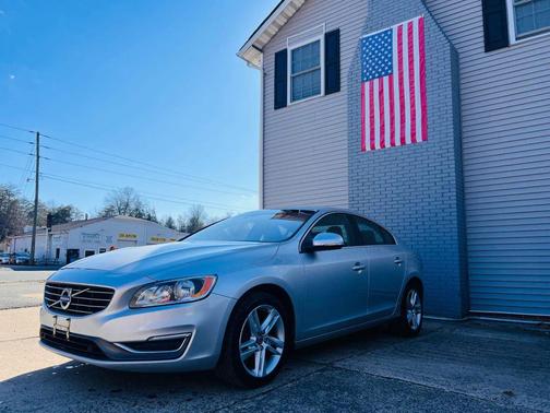 2015 Volvo S60 T5 Premier