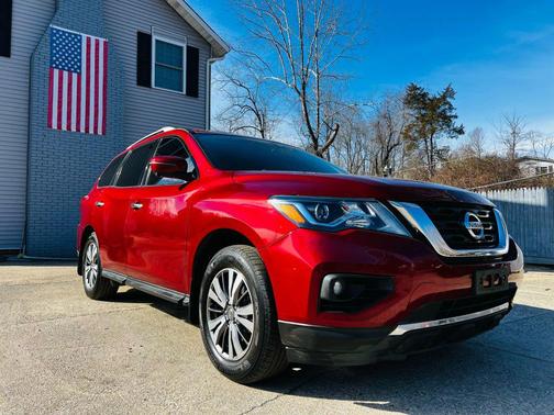 2020 Nissan Pathfinder SL 2WD