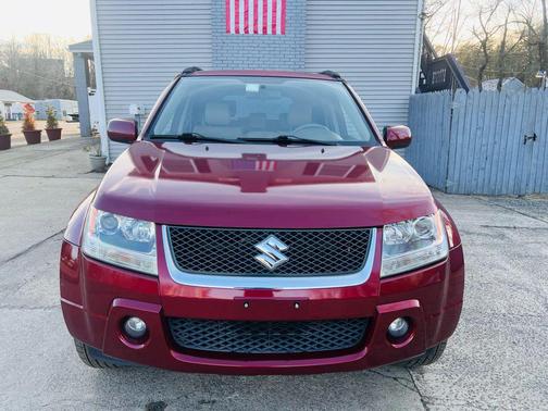 2006 Suzuki Grand Vitara Luxury