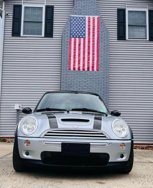 2004 MINI Cooper S Base
