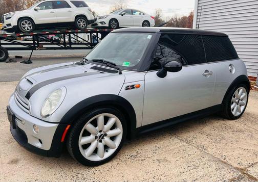 2004 MINI Cooper S Base