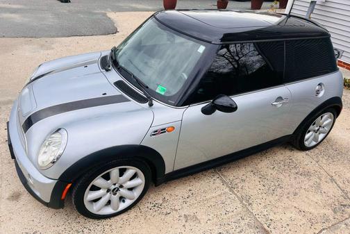 2004 MINI Cooper S Base