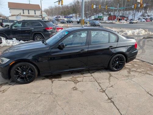 2010 BMW 328 328i Sedan 4D