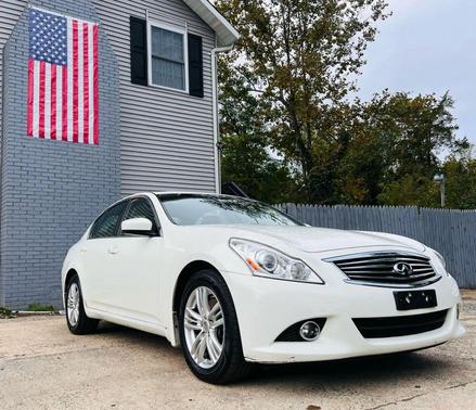 2011 INFINITI G37x Base